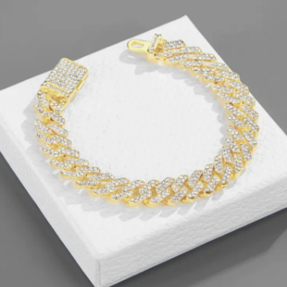 🆕Gold Rhinestone Encrusted 8" Bracelet